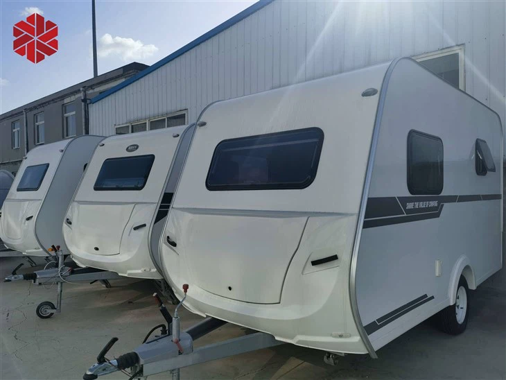Small Lightweight Pull Campers